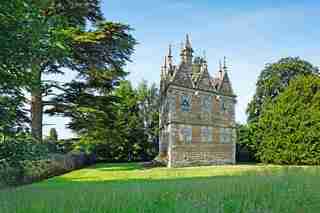 Take a tour of the world’s most beautiful and unusual garden follies