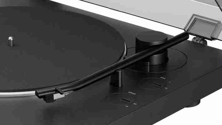 Sony's wireless turntable brings vinyl into 2019